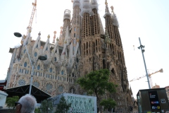 Barcelone - Façade de la nativité de la basilique "Sagrada Familia"
